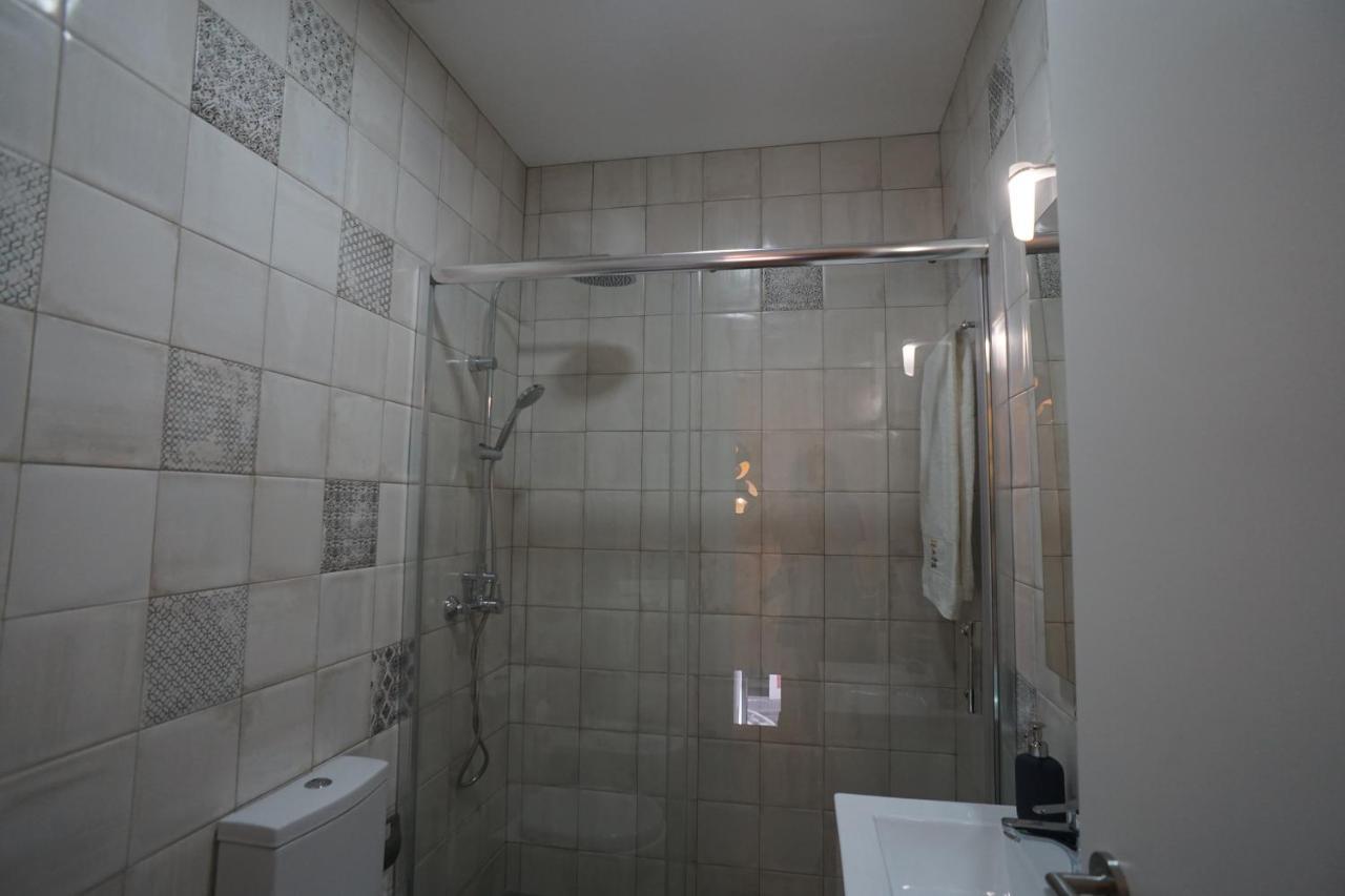 Stylish House - Air Cond, Breakfast, Free Parking, By Porto With Love Lda Vila Nova de Gaia Ngoại thất bức ảnh